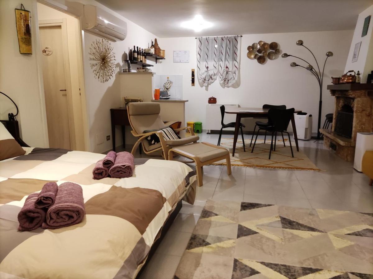 B&B Firmino La Loggia Bagian luar foto